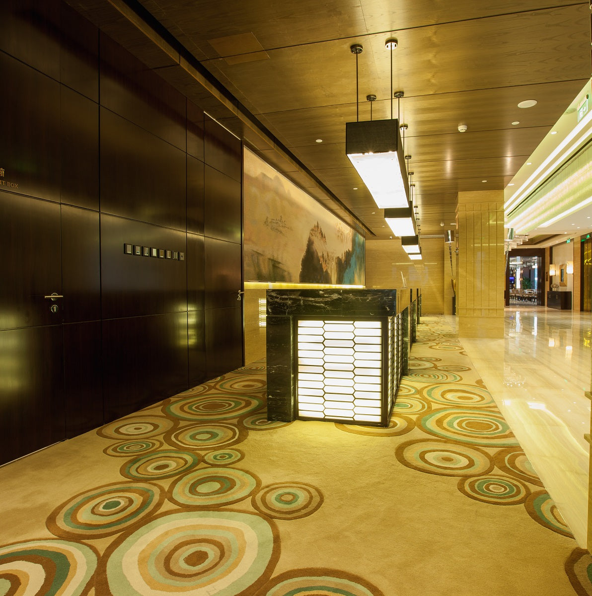 CUSTOM CARPET 03