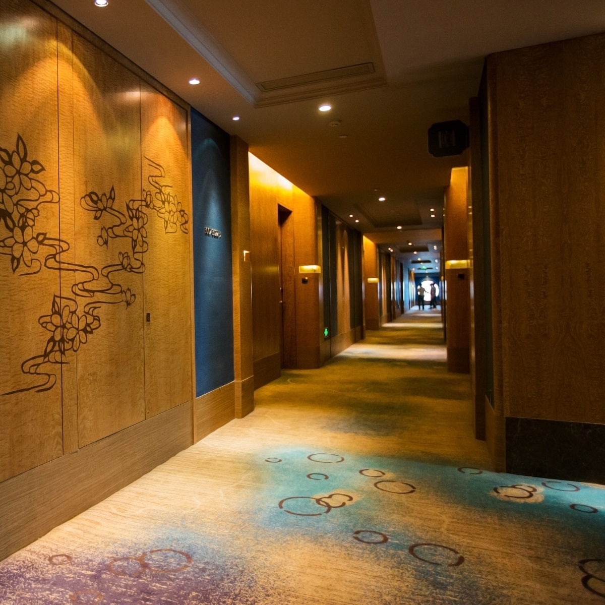 CUSTOM CARPET 06