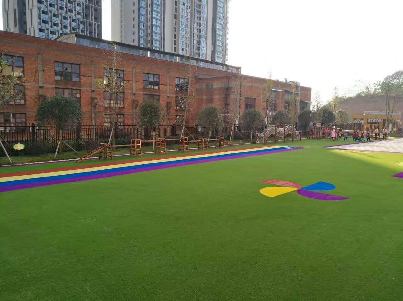 LUXURY GRASS